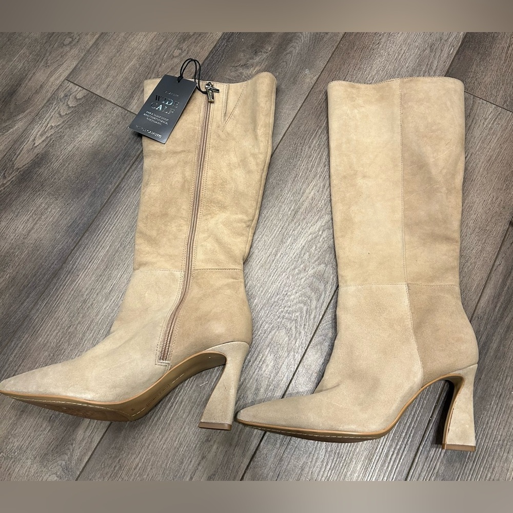 Vince Camuto. NWT. Size 8
